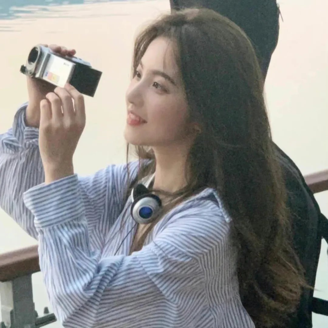 小伊奈的熊熊公仔